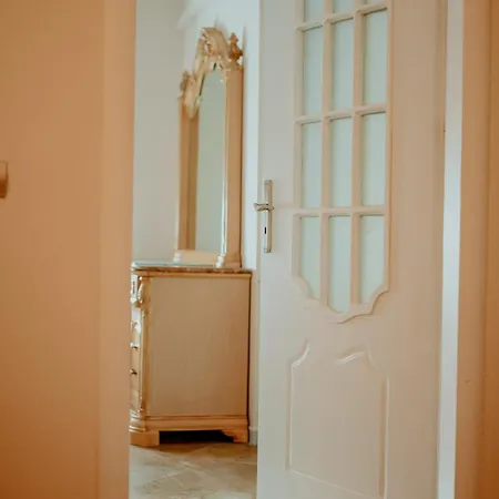 Apartment Panoramic Center Tirana