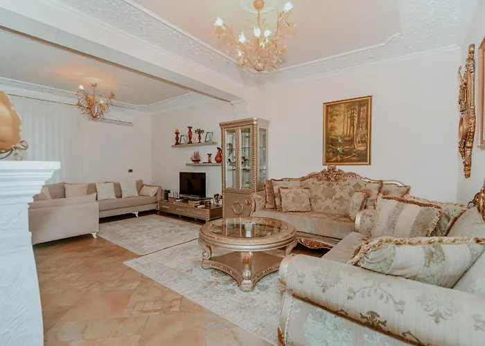 Panoramic Center Apartment *